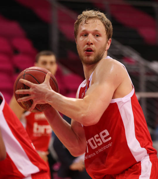 遭遇了对手 遭遇了对手