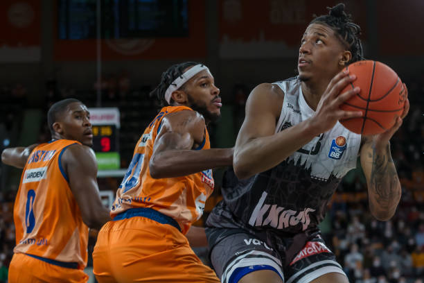 他们的成长 他们的成长