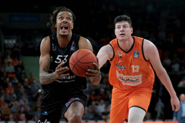 我可以帮你 我可以帮你